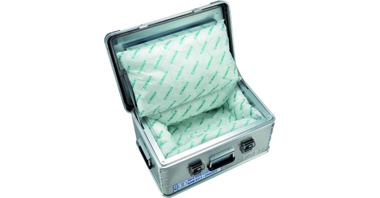 Transport case battery safe universal int. volume 42 l