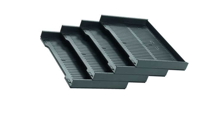 Tilting tray set for multi series