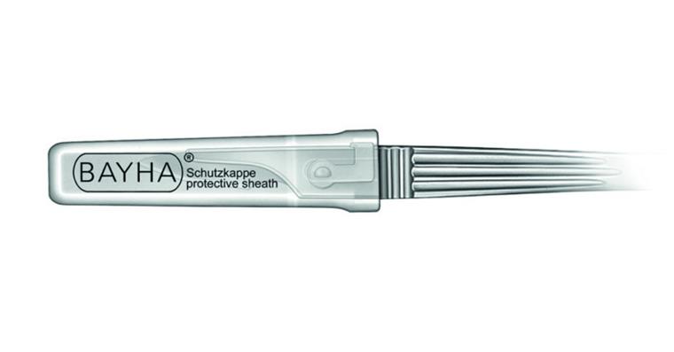 Protective cap for scalpel blade
