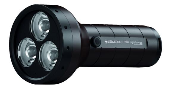 LED Taschenlampe P18R Signature mit Akku, 4500 lm, IP54