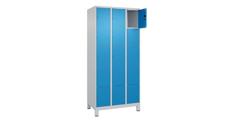 Schließfachschrank Classic PLUS, Füße, 15 Fächer, 1950x900x500mm RAL 7035/5012